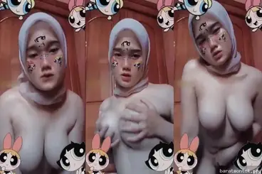 Adik ABG masturbasi hot di live