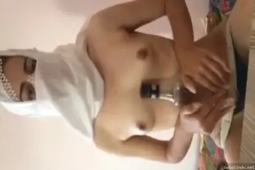 Mis KL Liar Colmek Memek Tembem Sampai Squirt Banjir Kursi